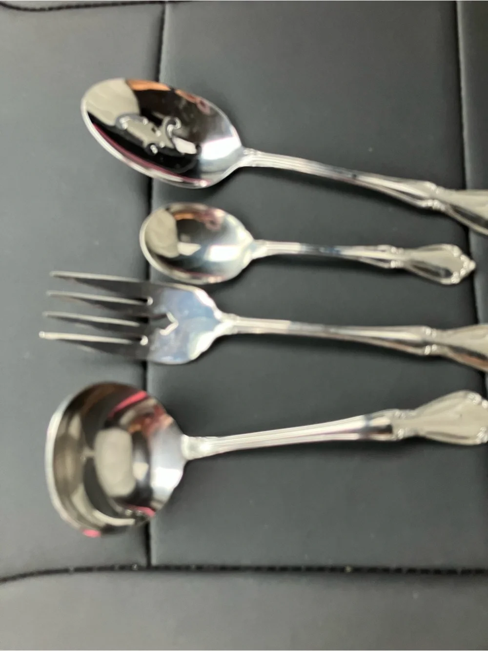 Oneida Oneidacraft Deluxe CHATEAU Stainless Flatware 4 SERVING PIECES